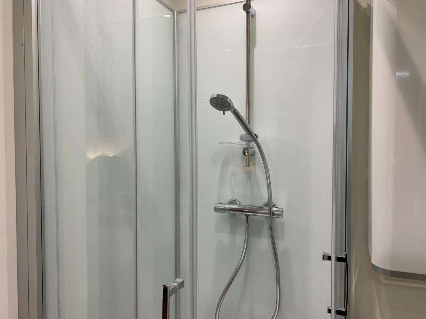 Monet - Appartement Pour 2 Personnes شارتر المظهر الخارجي الصورة