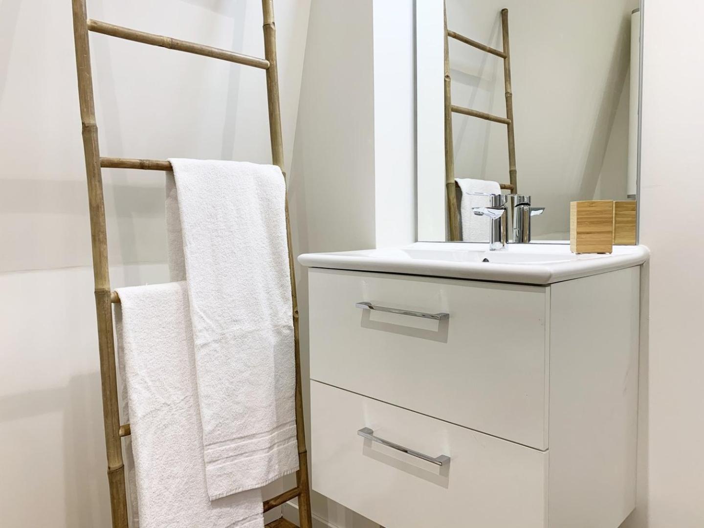 Monet - Appartement Pour 2 Personnes شارتر المظهر الخارجي الصورة