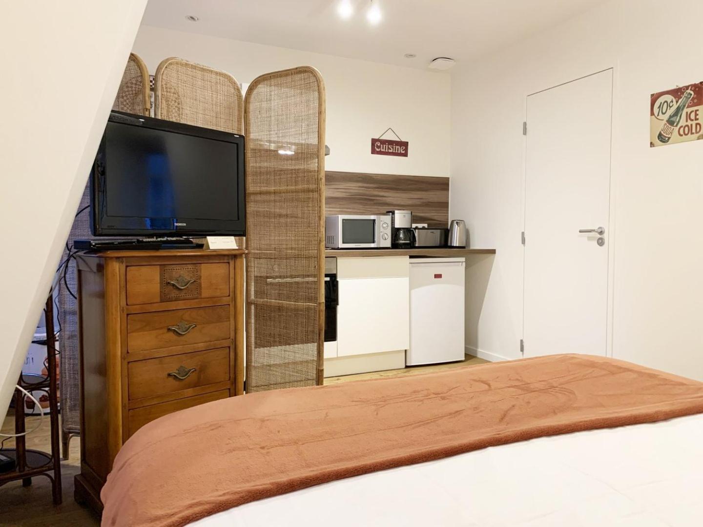 Monet - Appartement Pour 2 Personnes شارتر المظهر الخارجي الصورة